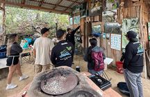 Observation of free-living macaws in the middle of the forest