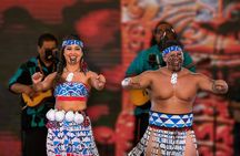 Honolulu: Ka Moana Lūʻau at Aloha Tower – Oceanfront Luau Show