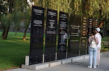 Auschwitz Guided Tour with Minivan Hotel Pickup from Krakow