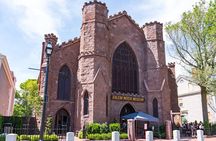 Witches & Riches: Small Group Full-Day Tour of Salem from Boston