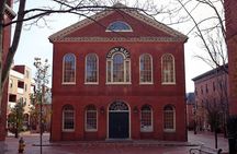 Witches & Riches: Small Group Full-Day Tour of Salem from Boston
