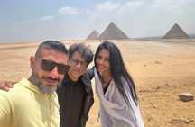 Private Day Tour to Giza Pyramids, Sphinx, Saqqara and Memphis
