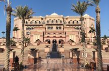 Abu Dhabi City Tour: Grand Mosque, Etihad Towers, Palace & Louvre