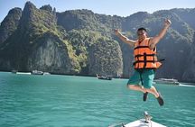Phuket: Best of Phi Phi Islands Snorkeling Tour with Lunch