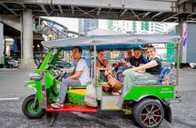 Hands-on Thai Cooking Class & Market Tour in Sukhumvit