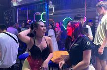 Chiang Mai: Ladyboy Cabaret – Stories, Dinner and Sparkle