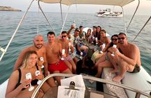 Caves Boat Tour with Aperitif & Swim from Santa Maria di Leuca