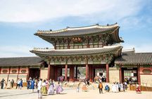 Seoul Day Tour: Gyeongbokgung Palace, Bukchon, Gwangjang Market