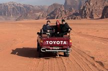 4h Jeep Tour + Bedouin Night (Dinner & Breakfast)