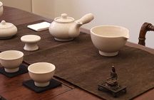 Busan: Join a Tea Ceremony & Create a Calligraphy Memento