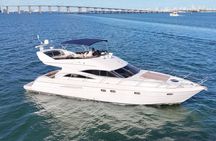 Luxury Yacht Tour 60' 13 pax to Star Island and Fisher Island