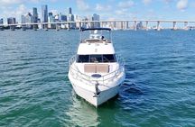 Luxury Yacht Tour 60' 13 pax to Star Island and Fisher Island