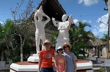 Private Mayan Ruins Tour with Cenote/caves and Mexican Picnic