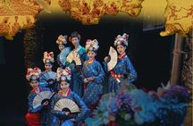 Chinese tradional dancing show with sichuan banquet feast