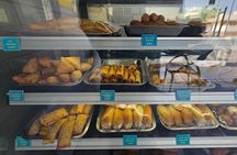 Muscat Omani Food Tour with Shuwa and Halwa