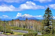 From Sapporo: Private Hokkaido Volcanoes and Lakes Day Trip
