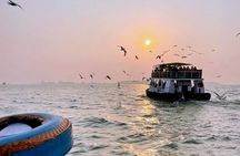 Mumbai Heritage Walk and Elephanta Caves Experience
