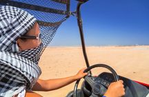 Hurghada: 6-Hour Jeep Desert Safari with BBQ Dinner & Show