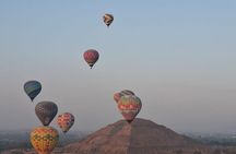 Teotihuacan Balloon flight, breakfast and transportation.