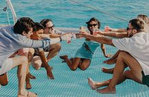 Sunset Cancún Mayëy Premium Catamaran Dinner with Open Bar