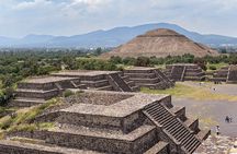 Teotihuacan Private from Mexico City in the early hours