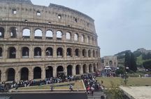 Colosseum Roman Forum and Palatine Hill small Tour