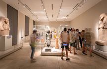 Turin: Egyptian Museum Tour and Aperitivo in Iconic Café 