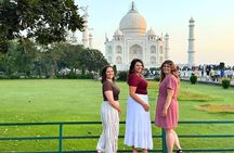 Taj Mahal & Agra Private Tour By AC Car From Delhi with 5* Meal