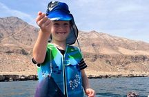 2 Days Private Wadi Shab Adventure and Tiwi Fishing Tour