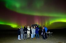 Northern Lights Bus: Cozy Night Adventure with Hot Chocolate