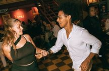 Saturday Night Bar Crawl in Cali, Colombia