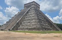 Chichen Itza Day Tour with Breakfast and Drinks Included
