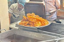 Customized Full Day Delhi Shopping Tour with Female Guide