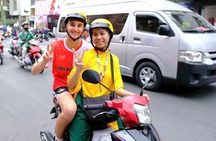 Ho Chi Minh Street Food and Sightseeing By Motorbike