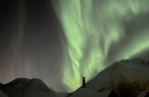 Northern Lights Basecamp Experience with Local Warm Meal