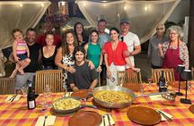 Cooking class with family and in the garden of an old boathouse