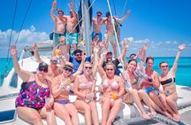 Isla Mujeres Rush : Catamaran Snorkeling and BUFFET in Beach Club
