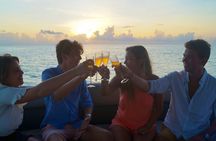 Toa boat Bora Bora Private Sunset On Entertainer Bar Boat