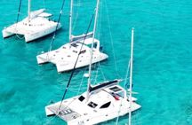 Isla Mujeres Catamaran with Snorkel, Lunch & Unlimited Drinks