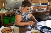 MONKEY PARK Authentic Farm Experience La Fortuna