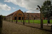 Auschwitz Birkenau Guided Tour from Krakow with Transport