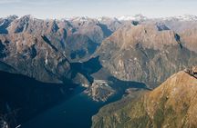 Milford Sound Discoverer 2 Hour Scenic Helicopter Experience
