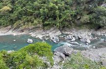 Taipei Neidong Forest Luxury Hot Spring and Bitan Boat Ride