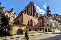 Jewish Prague: Guided Tour with Synagogues & Cemetery Entry