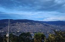 Private Night Tour: Scenic Viewpoints of Medellín