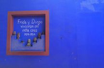 Tickets to Frida Kahlo Museum 2025 and traditional drink