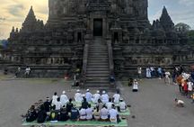 Borobudur Sunrise Climb Temple with breakfast & Prambanan tour