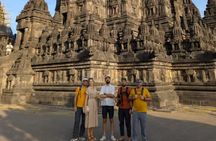 Borobudur Sunrise Climb Temple with breakfast & Prambanan tour