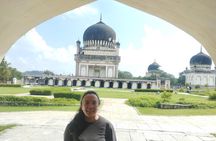 Hyderabad: Private Guided Tour of Golconda Fort, Royal Necropolis