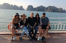 Halong Shore Excursion: Amazing Half Day Cruise at Halong Bay